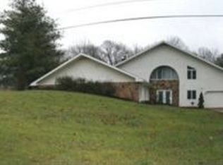 2900 Saint Philip Rd S, Evansville, IN 47712