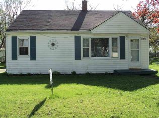 209 Lawrence Ave, Evansdale, IA 50707