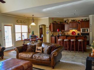 6031 Lake Breeze Rd, Grove, OK 74344