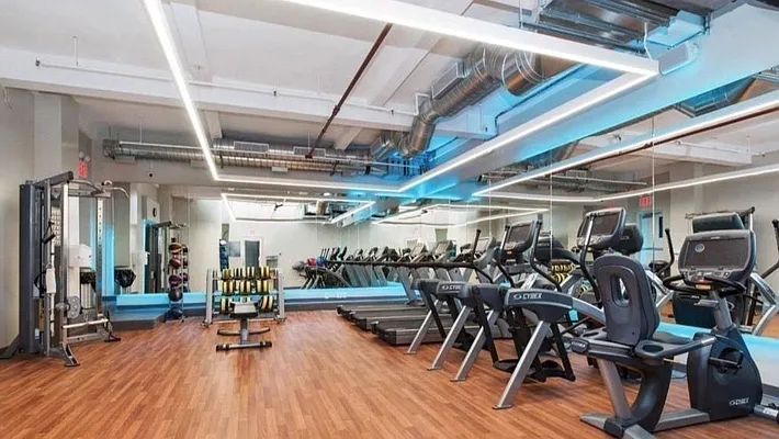 Rented by Compass | media 43