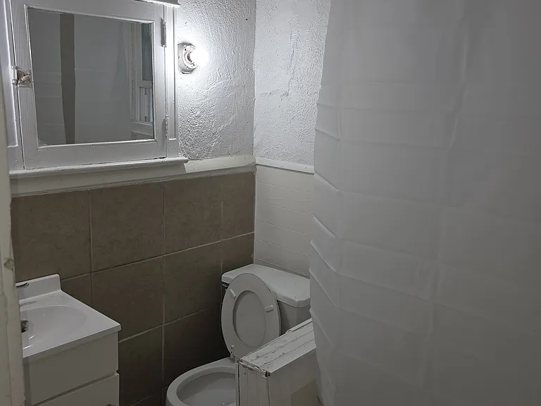 2910 S Compton Ave #1RST — Photo 10