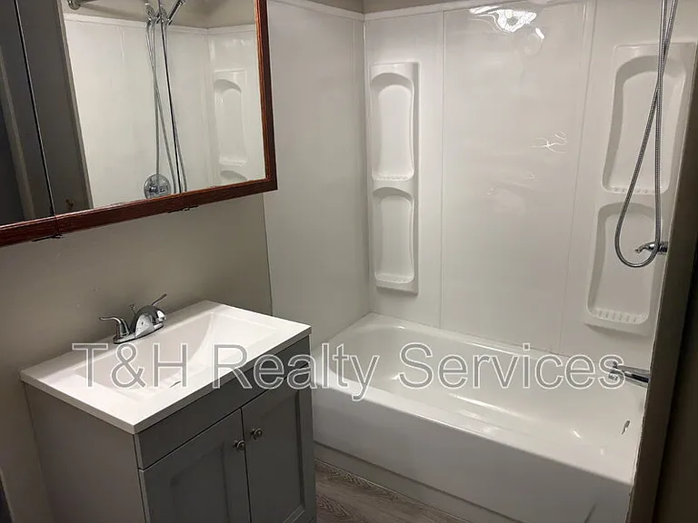 3368 Clover Dr — Photo 14