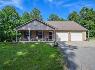 10207 Slings Gap Rd, Bent Mountain, VA 24059