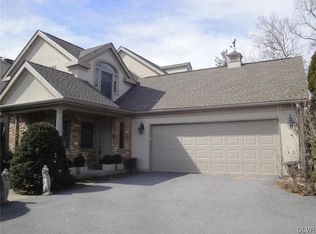 1039 Stone Stack Dr, Bethlehem, PA 18015