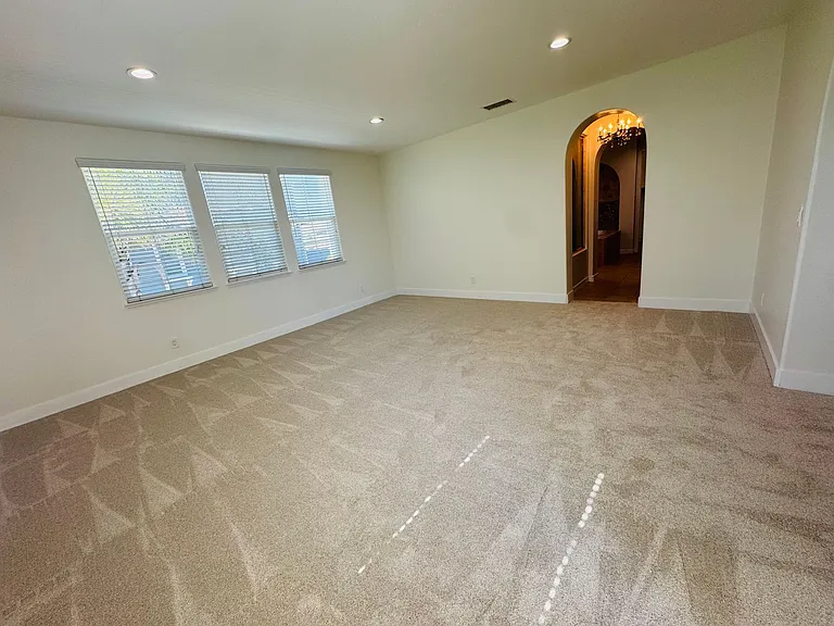 3273 Canopy Dr — Photo 35