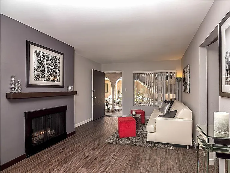 Luxe 1801 — Photo 28