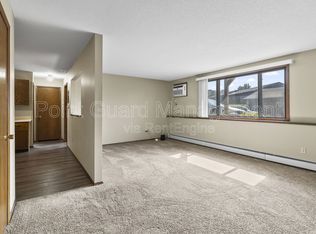 4101 S Locust Dr APT 2, Sioux Falls, SD 57105