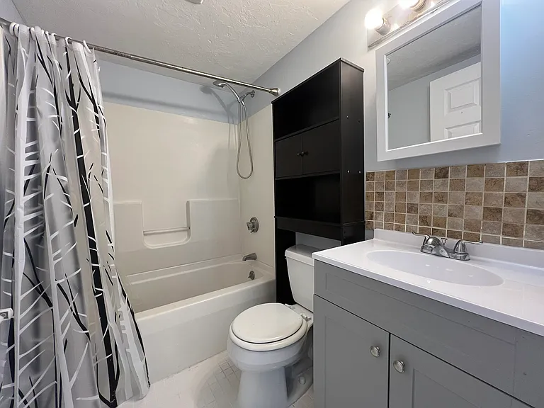 157 Railroad Ave #2 — Photo 7