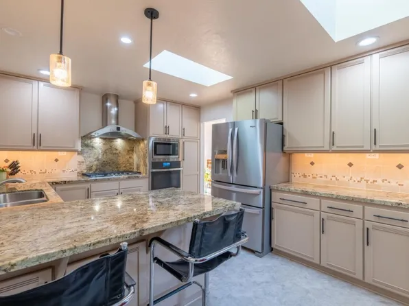 1105 Funston Ave, Pacific Grove, CA 93950