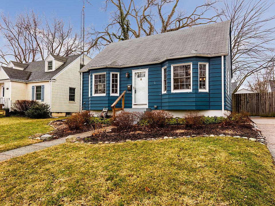 1st image of 2618 Thayer Dr