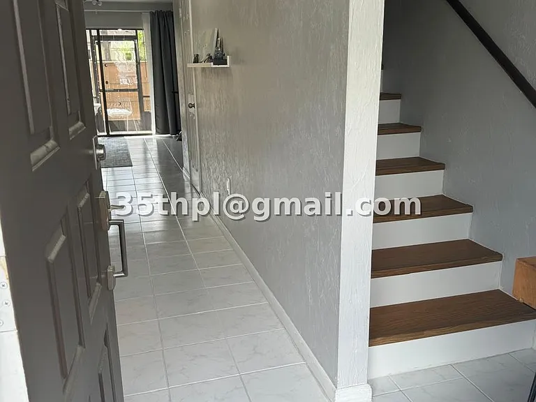 2635 SW 35th Pl — Photo 24