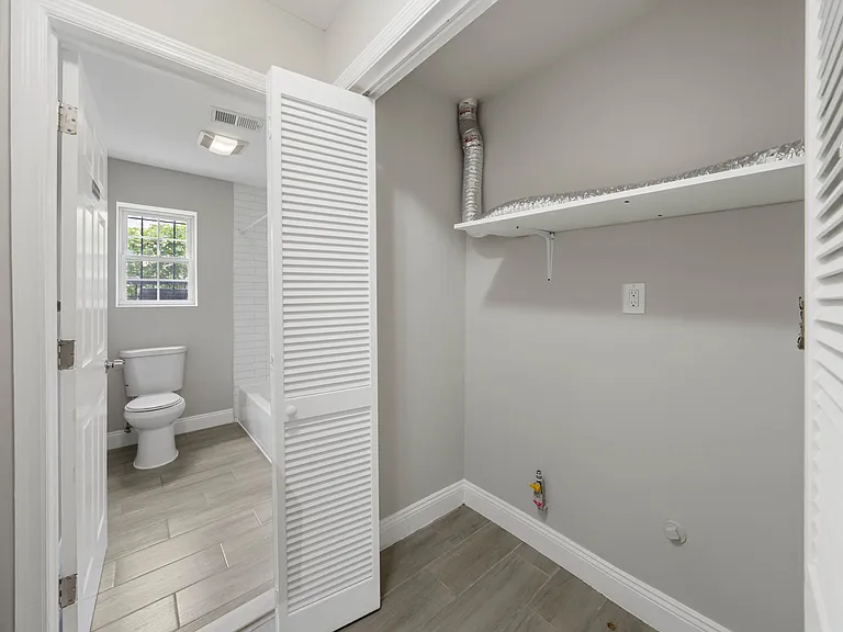 26-28 Avon Avenue - Ground Floor — Photo 11