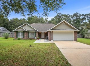 65072 Holmes St, Pearl River, LA 70452