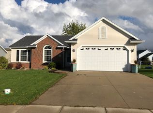 673 N Prairie Rd, Fond Du Lac, WI 54935