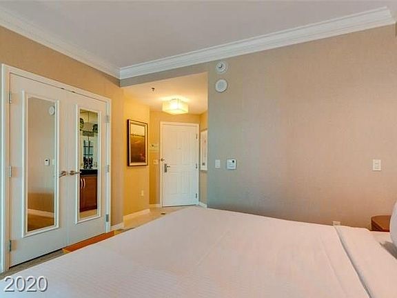 5th image of 135 Harmon Ave #3519