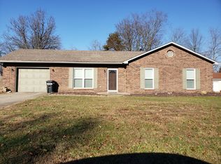 50 Northfield Dr, Scottsburg, IN 47170