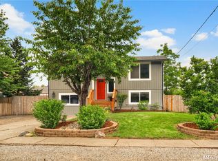 307 Bowlin Ave NE, Orting, WA 98360