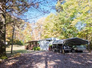 212 Bird Song Rd, Penrose, NC 28766