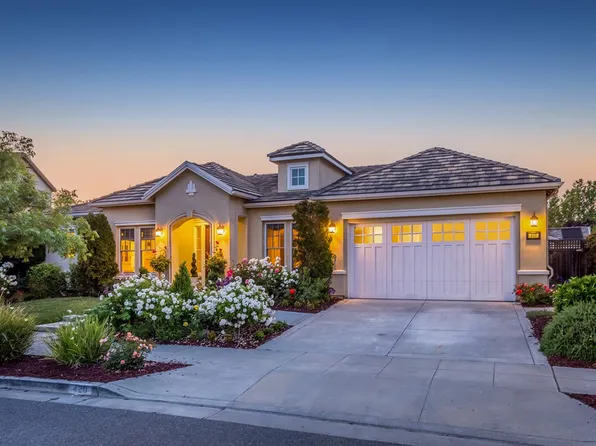 420 Mansfield Dr, Mountain View, CA 94040