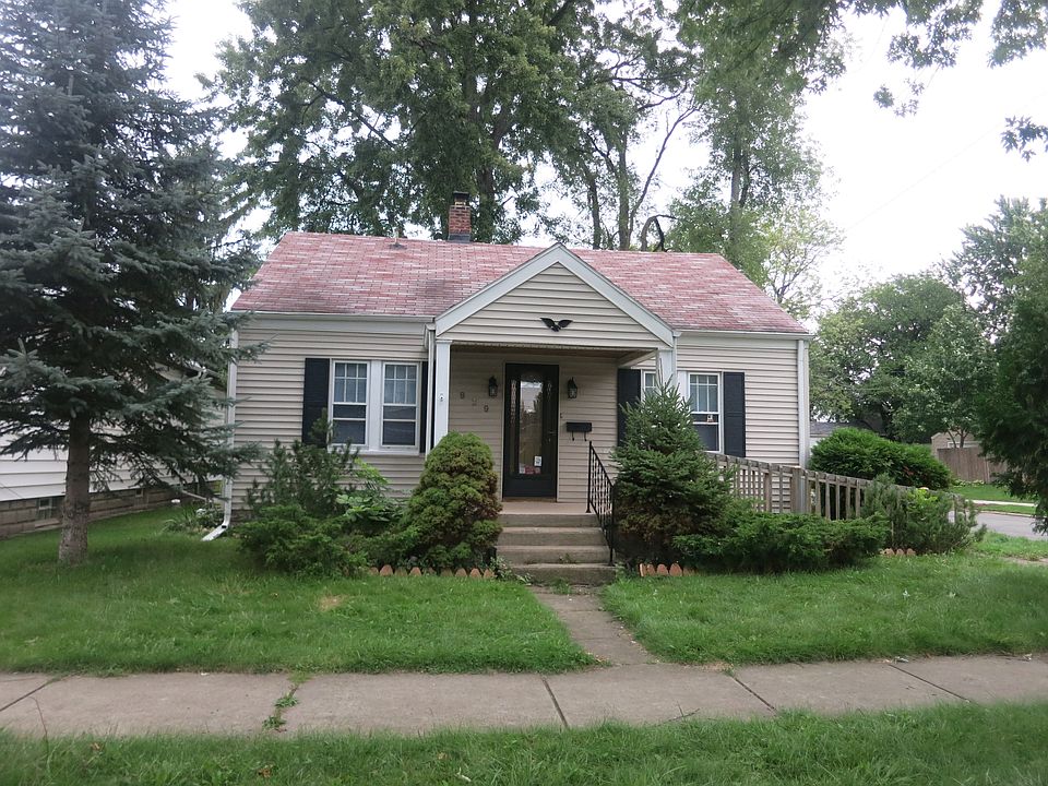 1st image of 929 E Irvington Ave