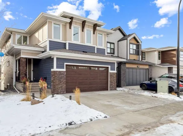 548 NE Cranbrook Gdns SE, Calgary, AB T3M 3N5