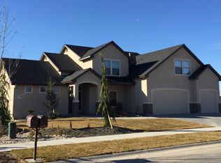 6139 W Piaffe Ct, Eagle, ID 83616