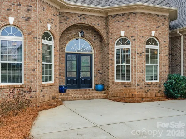 458 Inverness Pl, Rock Hill, SC 29730