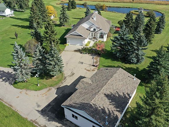 3rd image of 205 1st Ave