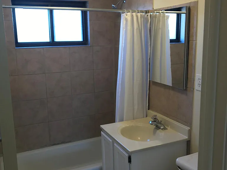 1139 Deerfield Rd #4B — Photo 7