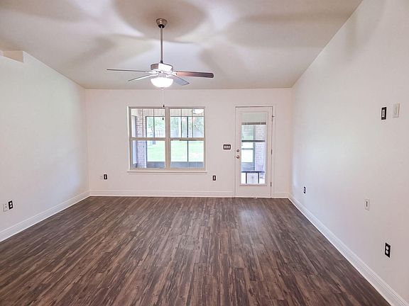 3rd image of 3054 Grady Tolbert Rd