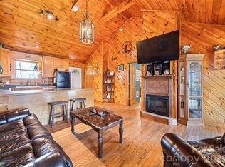 173 Blizzard Ridge Rd, Maggie Valley, NC 28751