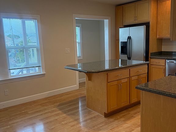 3rd image of 1717 Santa Clara Ave #B