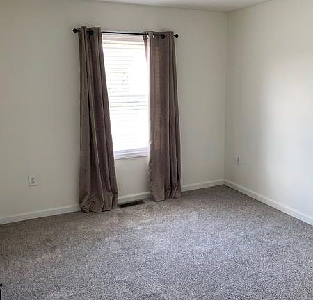 5th image of 107 Mermaid Ln