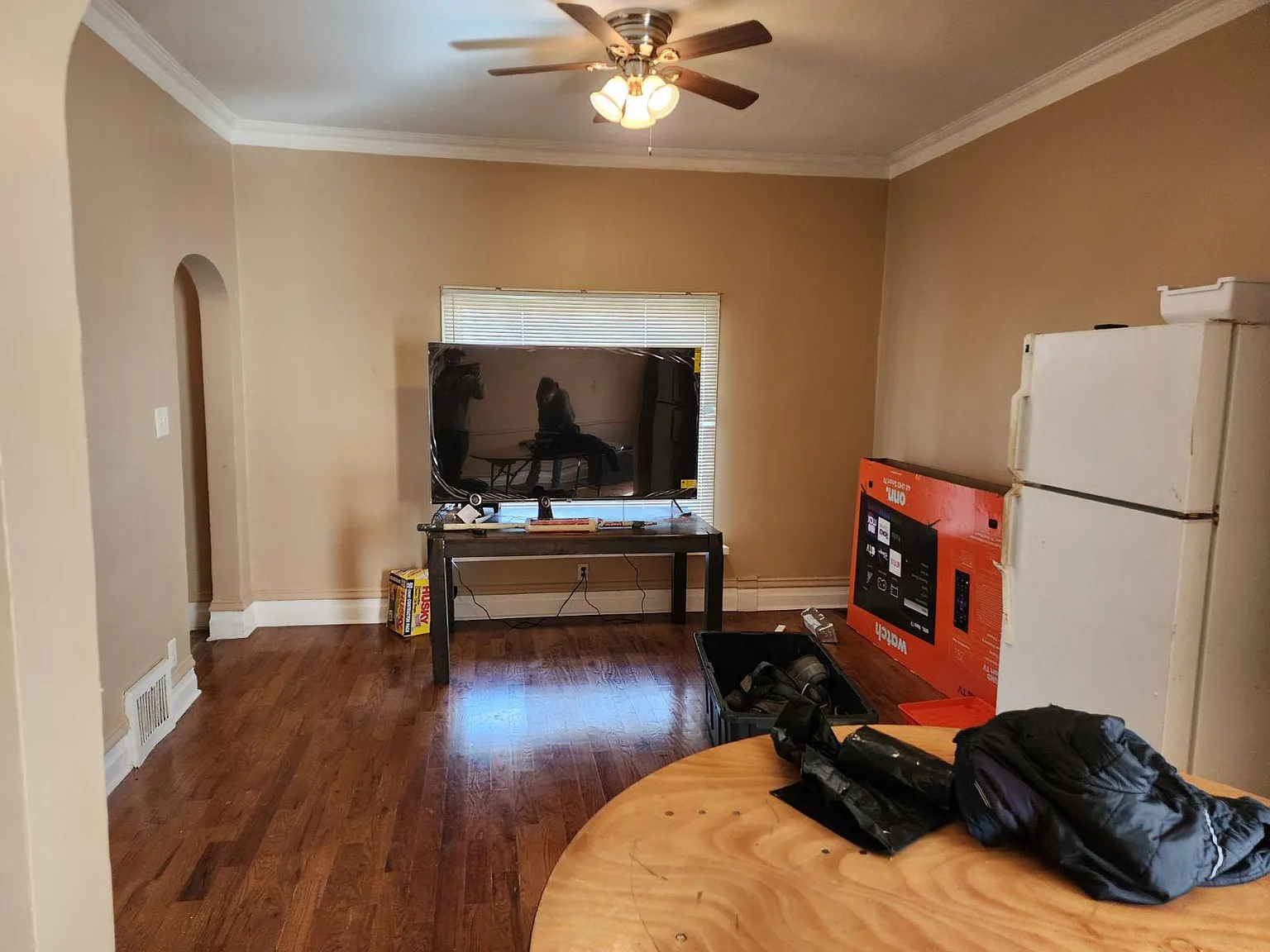 5 bed, $2,350 — Photo 2