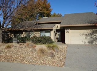 105 Almond Dr, Winters, CA 95694