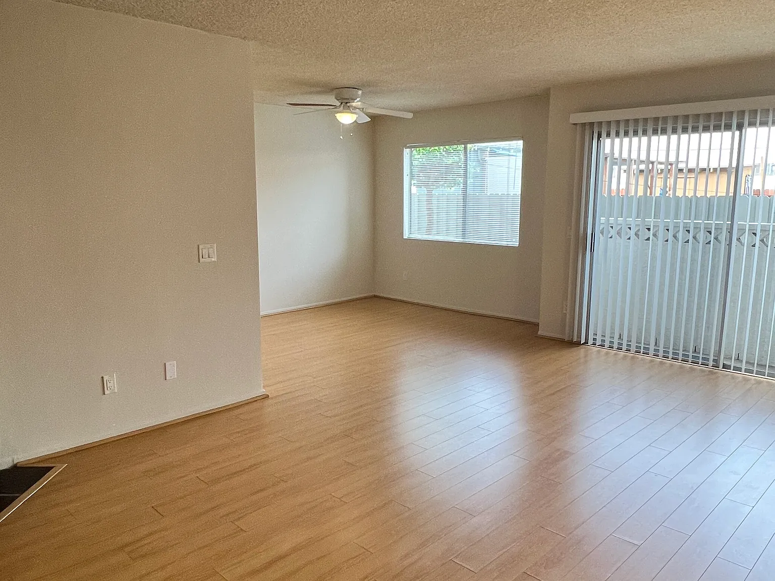 4072 Inglewood Blvd — Photo 2