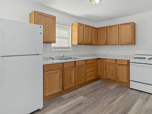 5th image of 3107 Admiral King St