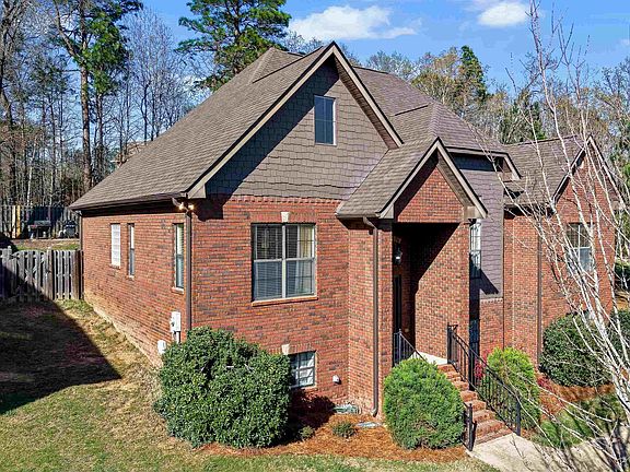 3rd image of 236 Thoroughbred Ln
