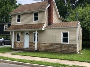 43 Magnolia St, Westville, NJ 08093