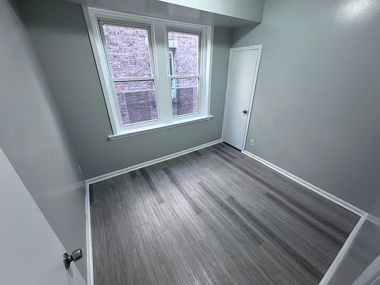 88 Pulaski St #10R — Photo 5