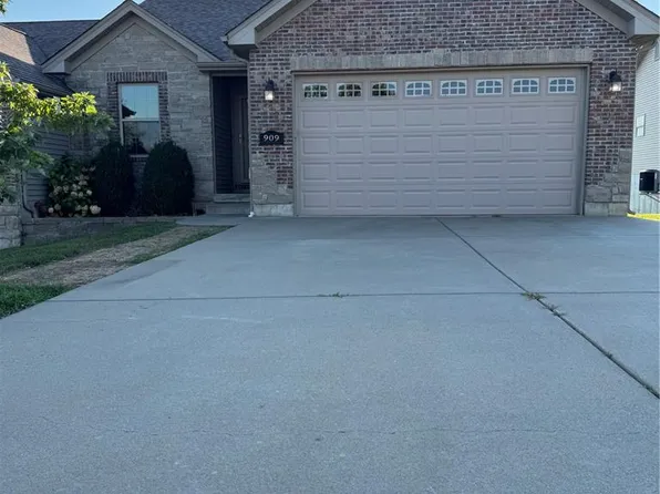 909 Q Ave, Saint Clair, MO 63077