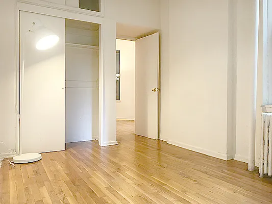 Rented by AJ Clarke | media 14