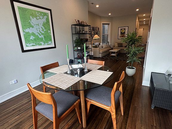 4th image of 1328 N Maplewood Ave #2