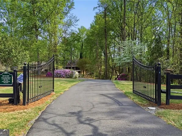 611 Elliott Rd, Dawsonville, GA 30534