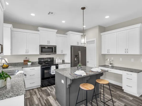 2520 Blackhawk Dr Unit 51, Santa Clara, UT 84765