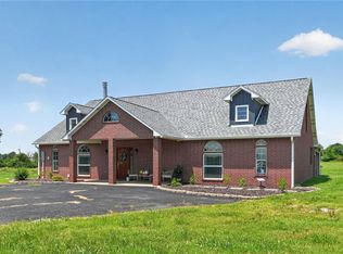 20500 Keck Rd, Siloam Springs, AR 72761