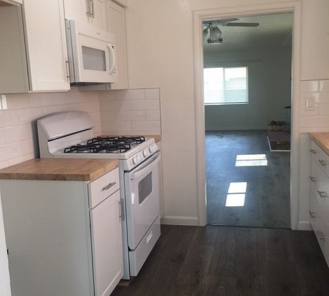 4th image of 6712 Fig Ave #1