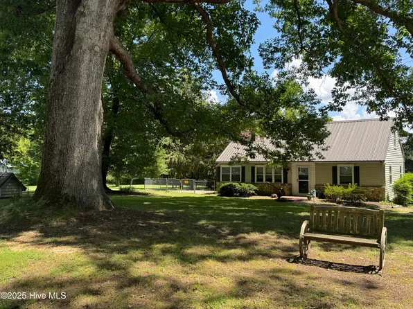 171 Sunset Drive, Robbins, NC 27325