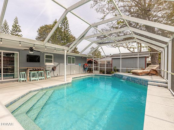 5th image of 559 Eagle Dr