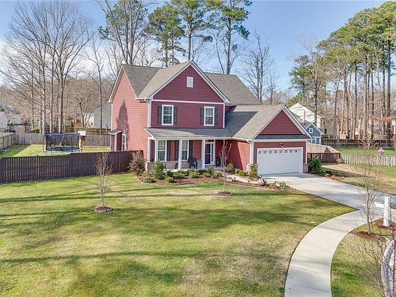 2nd image of 717 River Hollow Ct